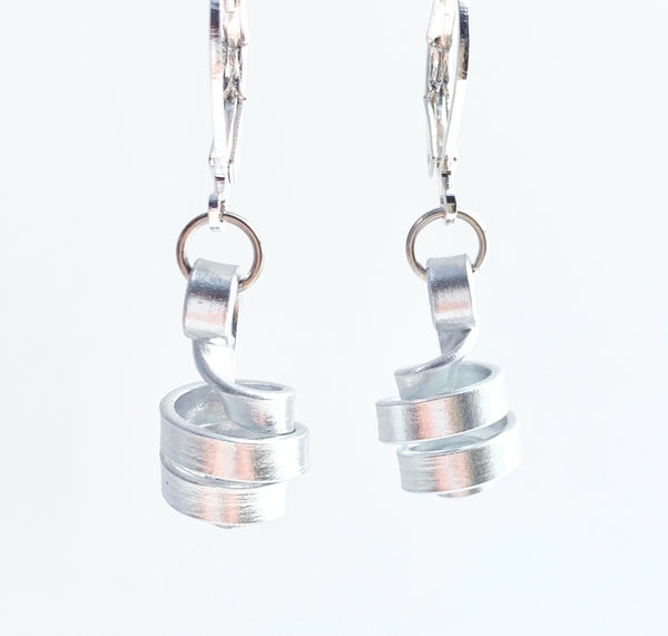 These Loopt earrings are super light weight and hang about 2cm long. They are made of aluminum wire.