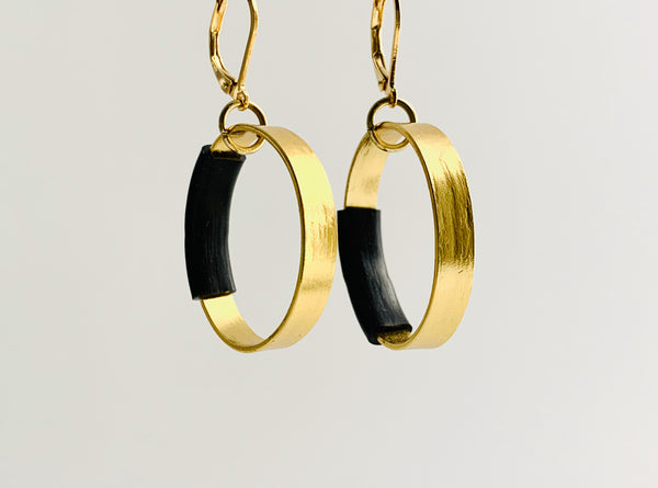 Bubbles: Bubble Earrings in Gold with white earrings