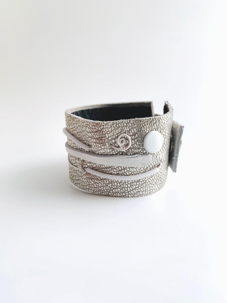 Once made Bracelet, Day by Day: Winter ice