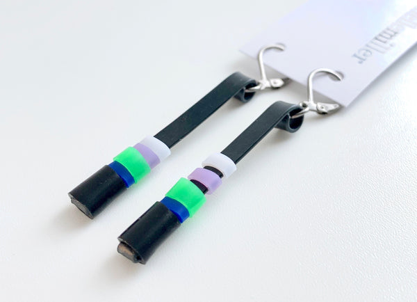 Matchstick earrings in black coloured aluminum wire with black, green, lavender, white and royal blue coloured silicone tubing. These hang 5cm in length. 