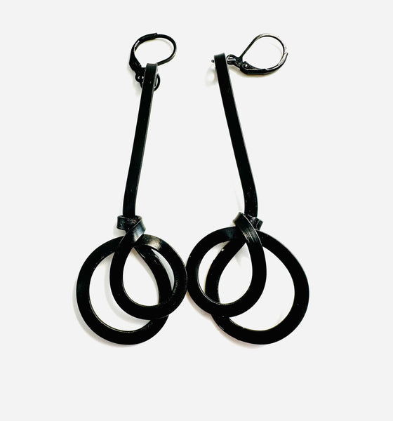 Flat Swirl Earrings: