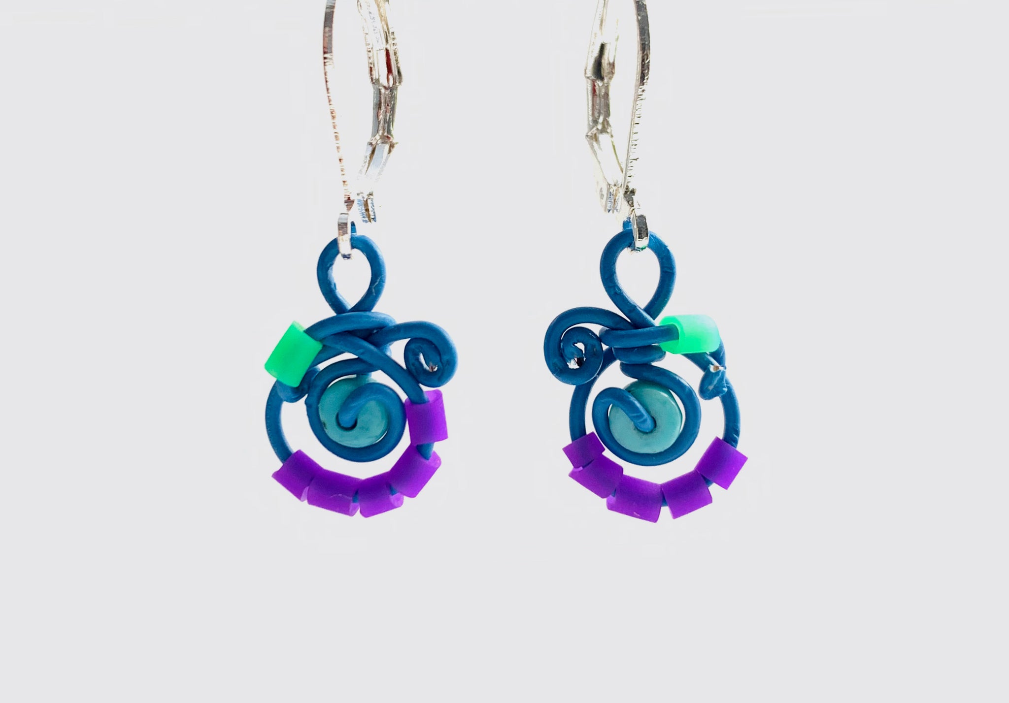 Classic MiMi Colour earrings in blue with turquoise, purple + green