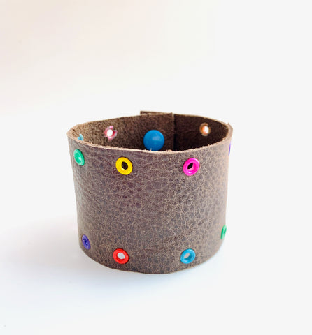 Leather cuff: Brown with colour